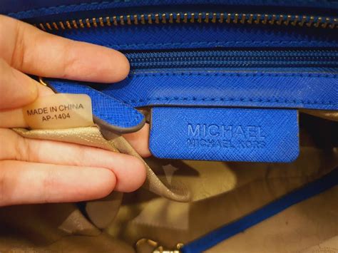 echtheit michael kors tasche prüfen|Michael Kors purse serial number.